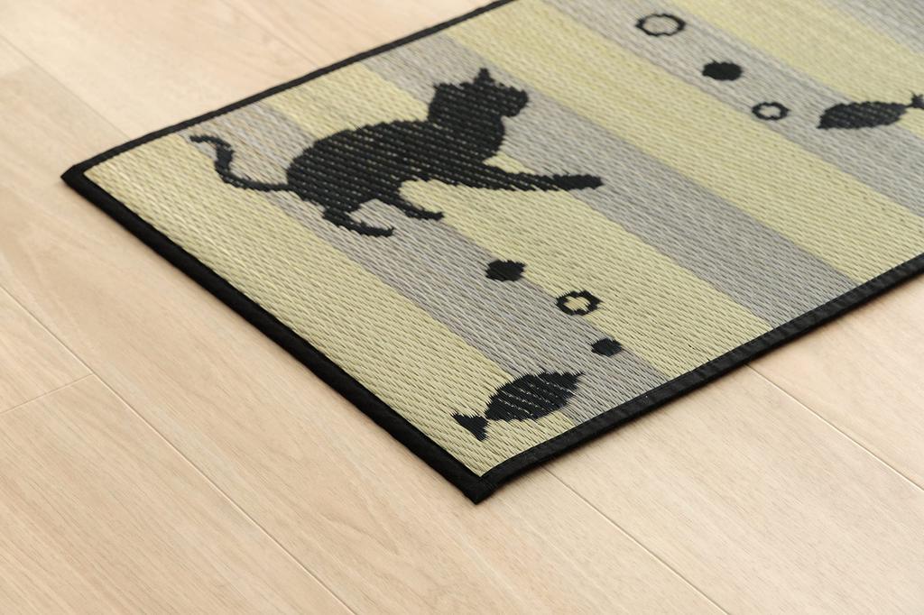 Коврик для кухни Ikehiko Igusa Rectangle F Nyakorun Black 43 x 180 см Cute Cat Cat Антибактериальный и дезодорирующий эффект Сделано в Японии Сделано в Кюсю Повседневный