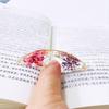 Подставка для страниц книги из смолы с сушеными цветами, кольцо для большого пальца, закладка ручной работы из прозрачного цветка, аксессуары для чтения для любителей книг.