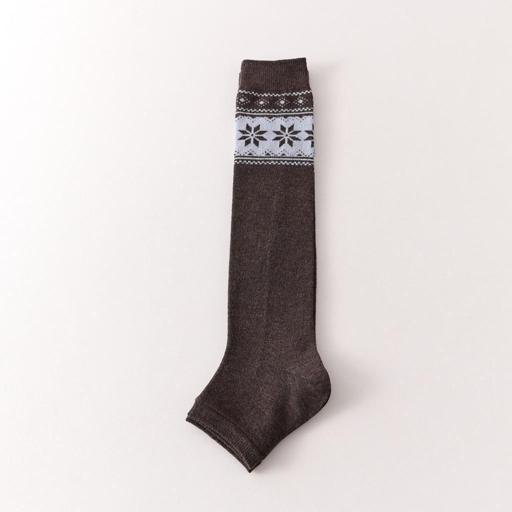New Retro College Wind Socks Cover Women'S Knitted Foot-Stepping Stacking Socks Calf Leg Cover Wool Warm Versatile