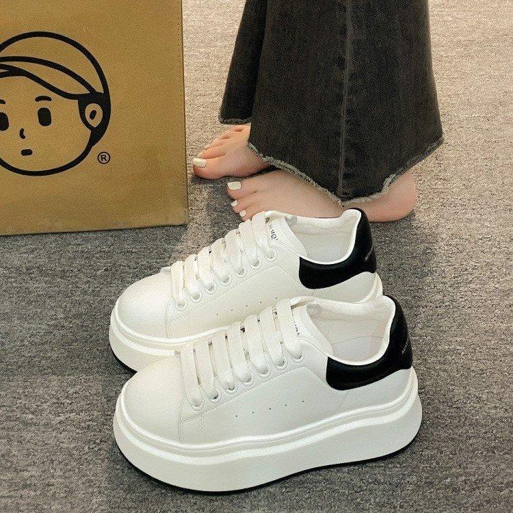 Popular Small Women's Shoes Thick-soled Low-top Little White Shoes Women's 2025 Spring New High-end Versatile Heightening Board Shoes