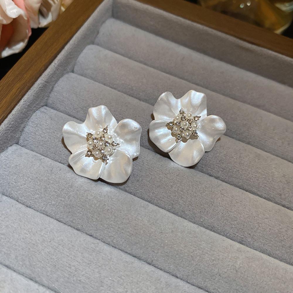 Серьги Sweet Flower Pearl, темпераментные серьги в корейском стиле, серьги-гвоздики в виде цветка с каплями масла для женщин