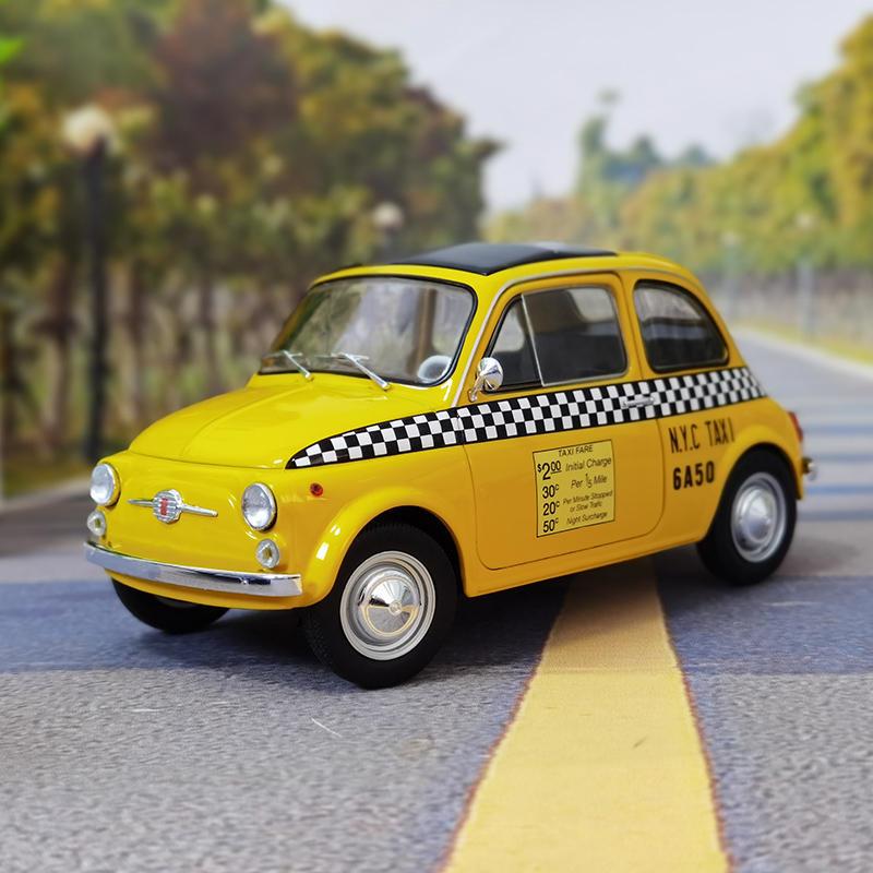 Welly 1/24 Fiat Nuova Fiat 500 Такси Модель автомобиля из сплава Литой металлический игрушечный Классические транспортные средства Модель автомобиля Симуляция Коллекция Детский подарок