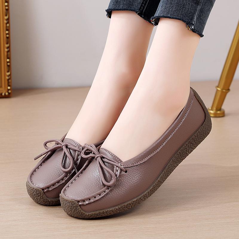 Women's Loafers Leather Driving Moccasins Comfort Flats Casual Slip On Walking Minimalist Shoes for Mother