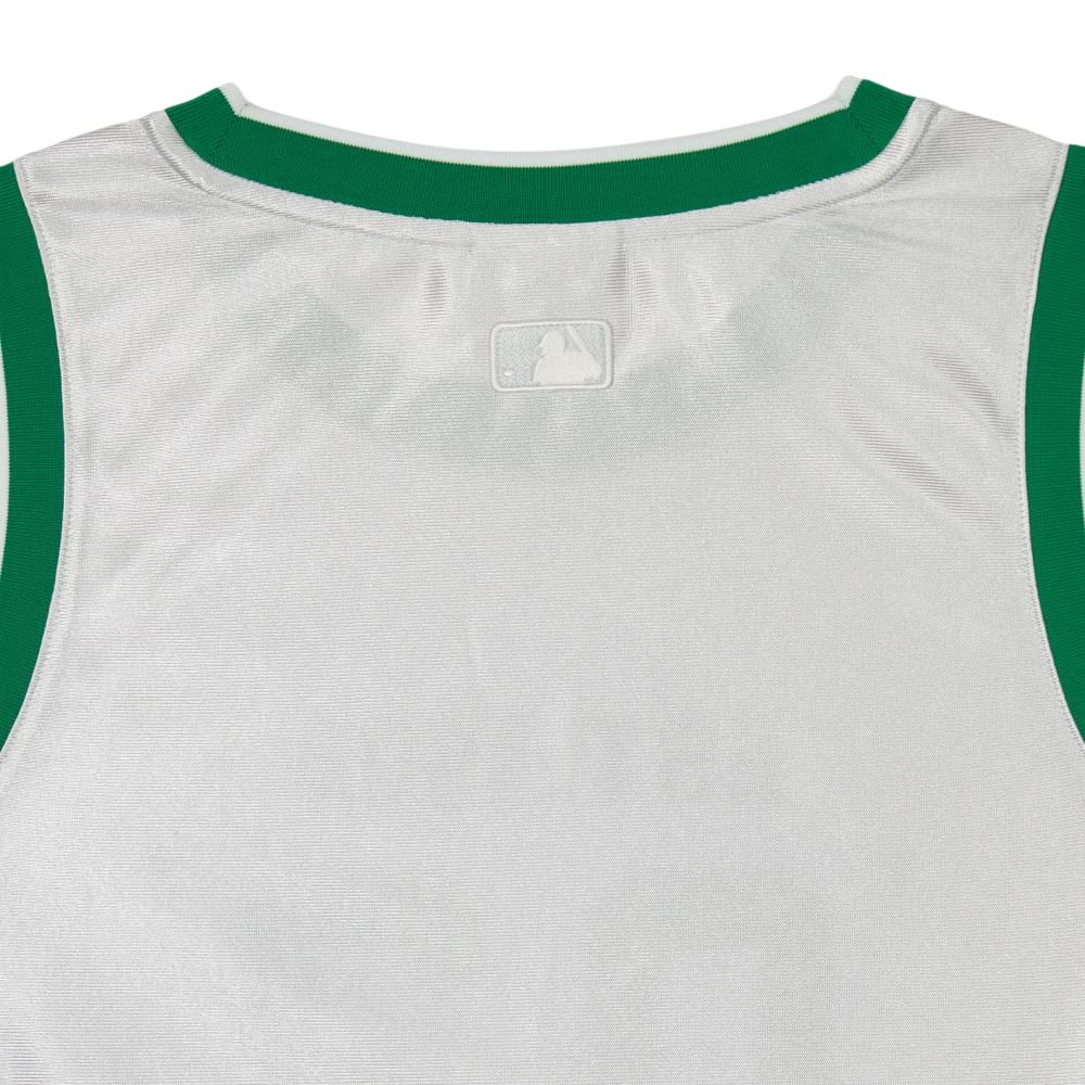 Новые женские майки MLB New York Yankees серебристого цвета 3FTKV0443-50SIS