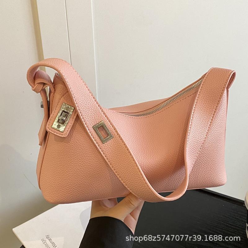 High-end Niche Armpit Bag Women's 2025 Spring New Fashion Trendy Shoulder Bag Simple Casual Commuter Bag