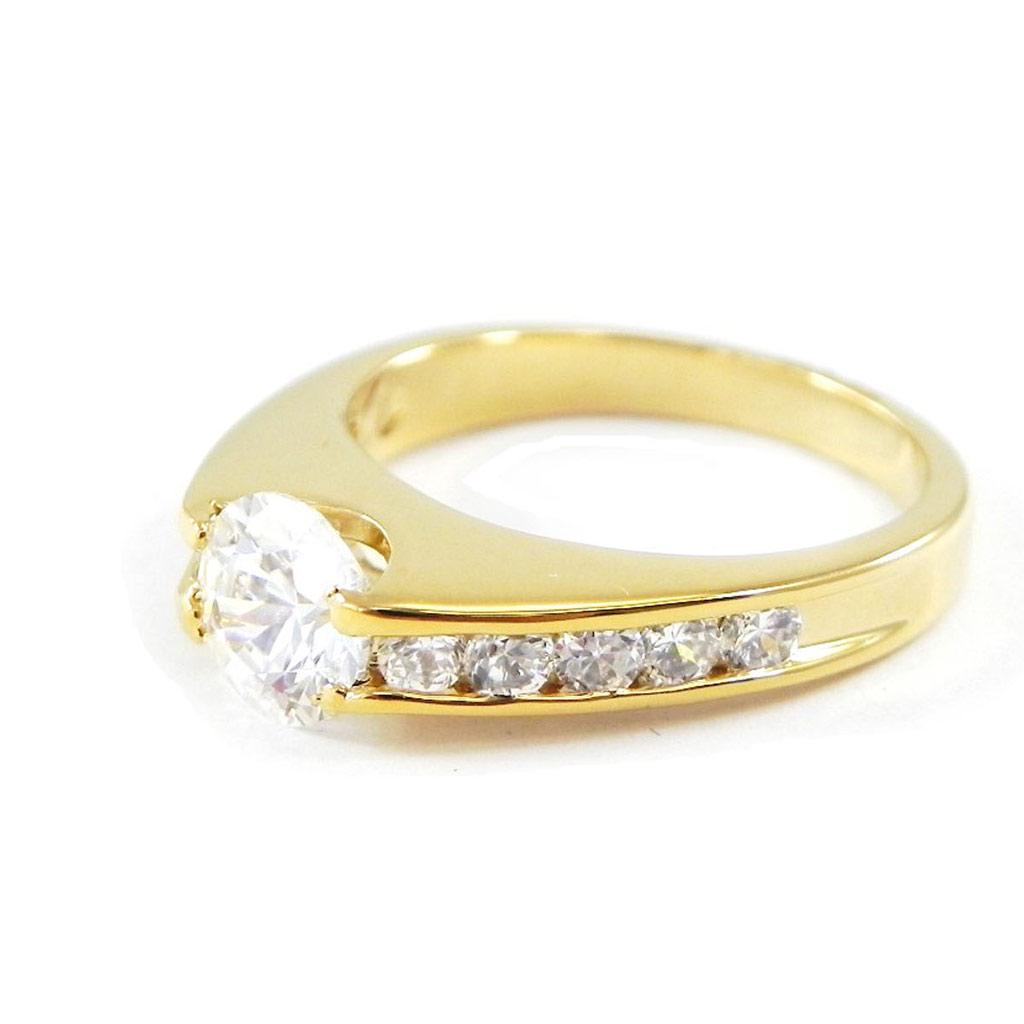 Solitaire Gold Plated 'Unique' Golden White - 7 Mm
