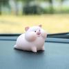 Милая Фигурка Девочки-Свинки Кавайная Мультяшная Статуэтка из Смолы Декор для Авто Мини-Украшение Украшение для Дома и Рабочего Стола Очаровательная Фигурка Животного Подарок