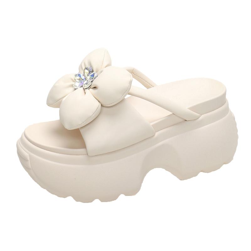 Модные сандалии на толстой подошве для женщин 2024 года, модная летняя новая корейская версия, модные тапочки со стразами и цветком в форме рыбьего рта, по слухам