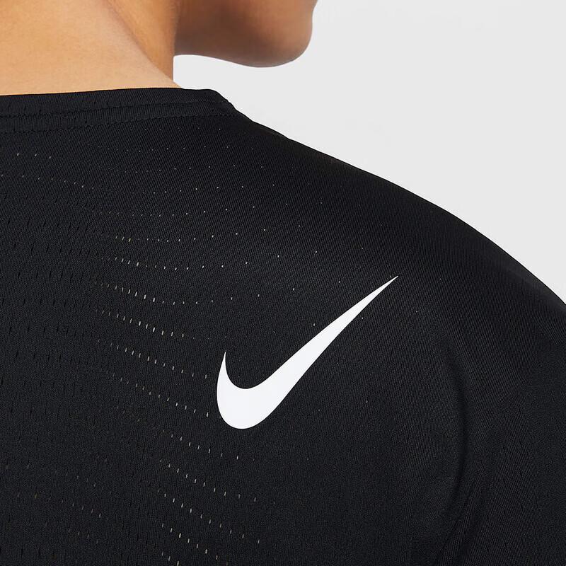 Nike Мужская спортивно-повседневная футболка с коротким рукавом