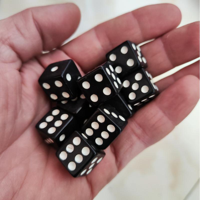 10 шт./компл., новый продукт для внешней торговли, 15 мм, квадратный угол, сплошной цвет, игральные кости, принадлежности для настольных игр