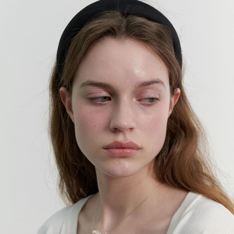 LOVE ME MONSTER Основная атласная повязка на голову с подкладкой L (L241MHA030)