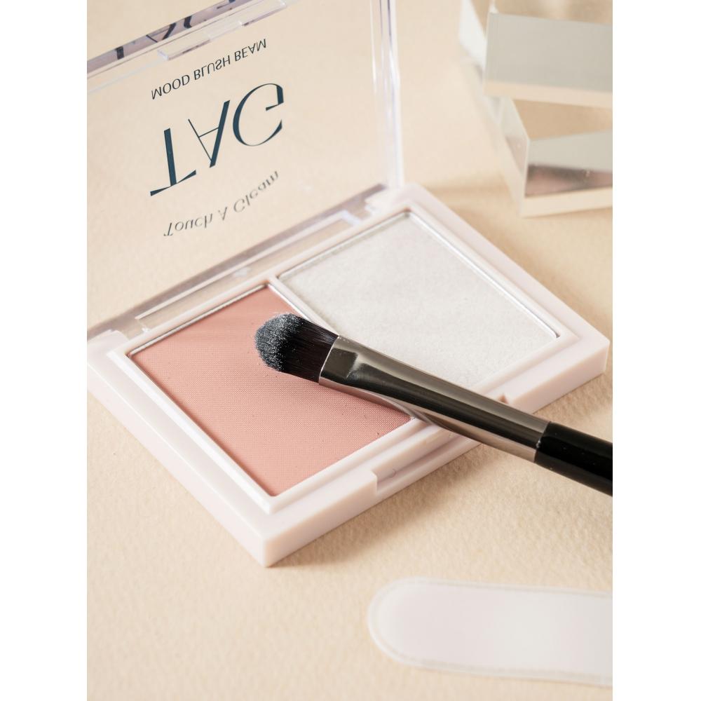 Daiso Palette 17 Concealer Brush