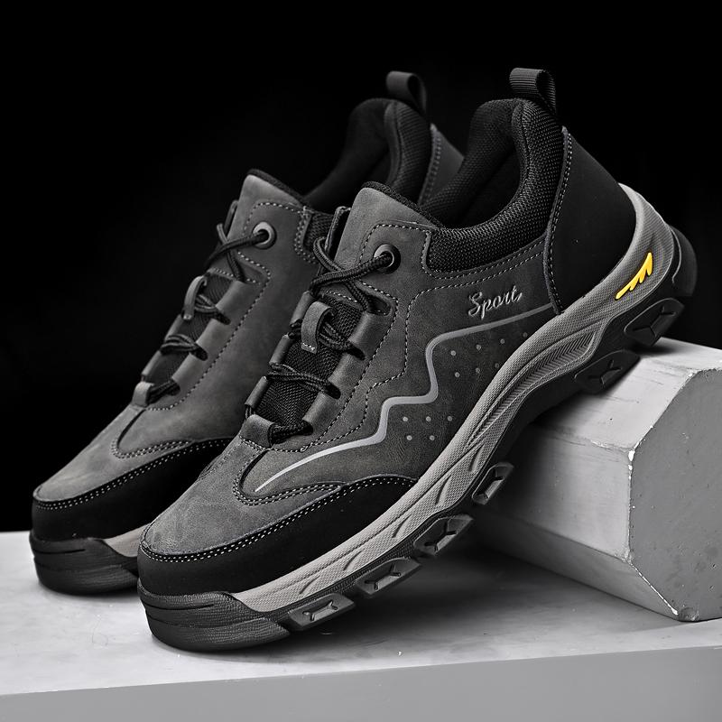 Fashion Handmade Leather Men Casual Sneakers Vintage Style Male Outdoor Shoes Non-Slip Travel Treking Footwear Leisure Walk Hiking Shoes