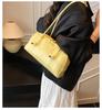 High sense fashion super fire small bag women 2025 new versatile shoulder armpit bag commuter handbag pillow bag