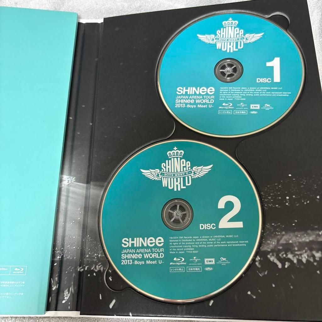 [USED] SHINee WORLD -Boys Meet U- 2013 Blu-ray