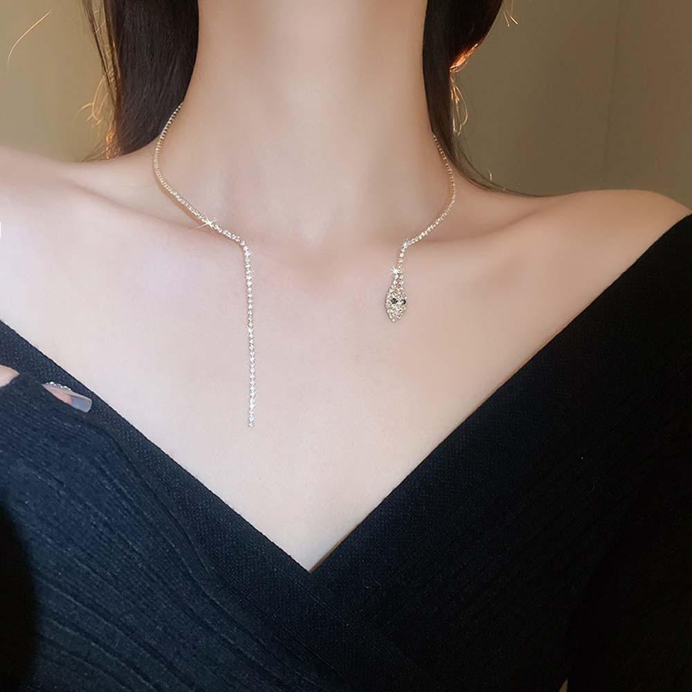 Fashion Jewelry Crystal Snake Necklace Round-shaped Snake Choker Pendant  Party Evening Dress