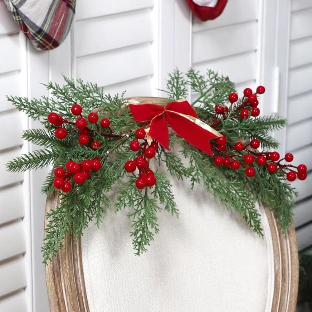 Plastic Artificial Christmas Decoration Wall Mounted Cypress Leaf Pendant for Christmas Decoration