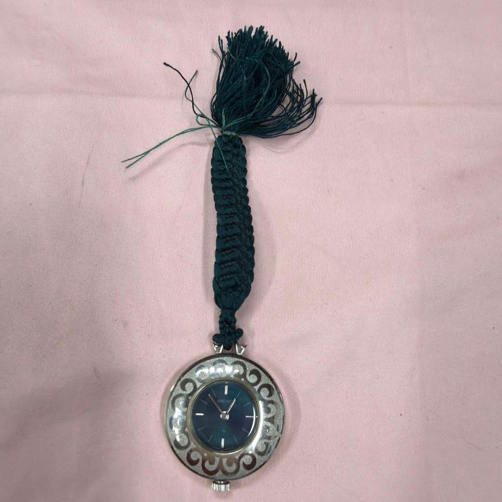 Used SEIKO manual winding pocket watch. Dead stock, unused item.