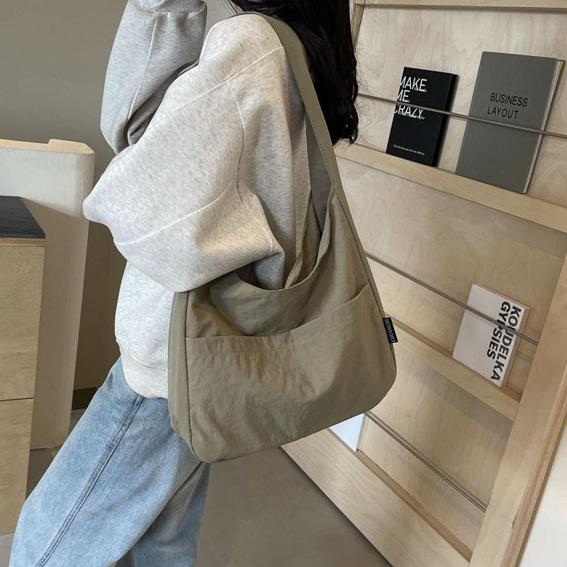 Canvas Bag Women'S Japanese Harajuku Solid Color Versatile Large-Capacity Shoulder Bag Student Class Commuter Bag Tote Bag