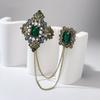 Retro Baroque Temperament Brooch High-End Female Emerald Inlaid Craft Fringed Pin Buckle Fashion Versatile Accessories