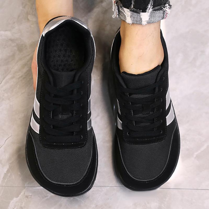 Wide Shoes Anti Slip Lightweight Breathable Running Shoes Minimalist Barefoot Cross Training Shoe Anti Slip Toe Walking Shoes