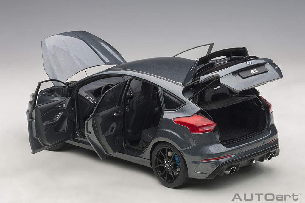 AUTOart Ford Focus RS Metallic Grey Готовый продукт 1/18