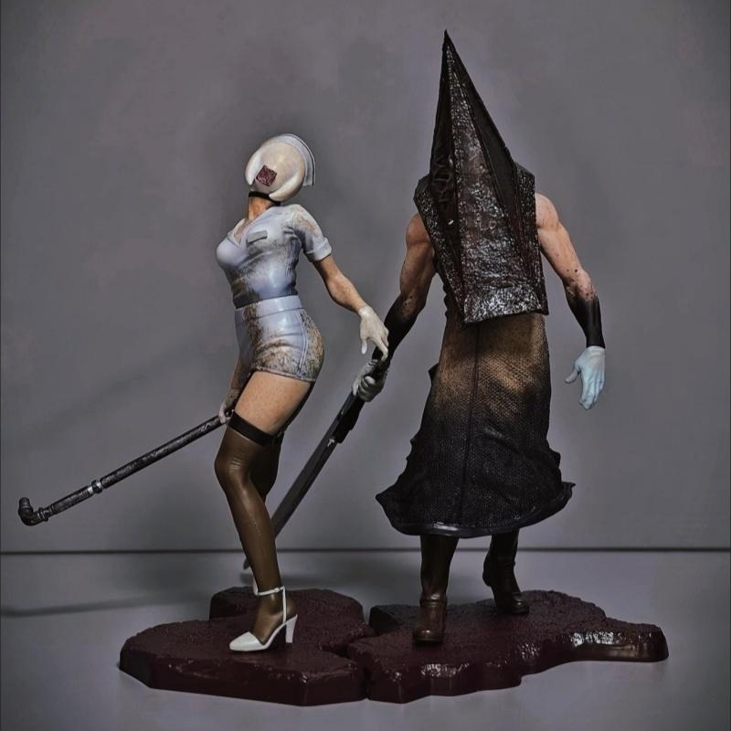 В наличии Konami Silent Hill 2 "Пирамидоголовый" и "Пузырчатая Медсестра" - Модная Коллекционная Фигурка Приз Подарок.Официальный