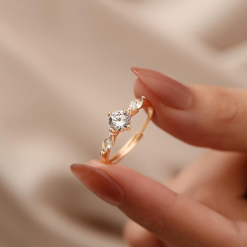 925 Sterling Silver Jewelry 18K Gold Plated Luxury Crystal Finger Rings for Women Wedding Party Jewelry for Girls Friend Gift