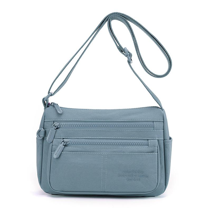 New 2025 Women's Versatile Nylon Shoulder Bag Simple Casual Commuter Light Messenger Bag