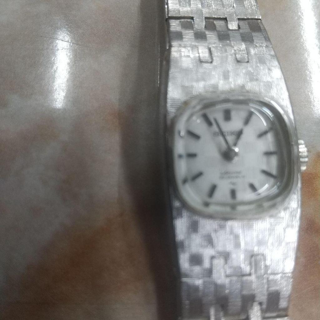 [Б/У] Seiko Special 23 камня 1140-3020 WGP/SS Прямоугольник