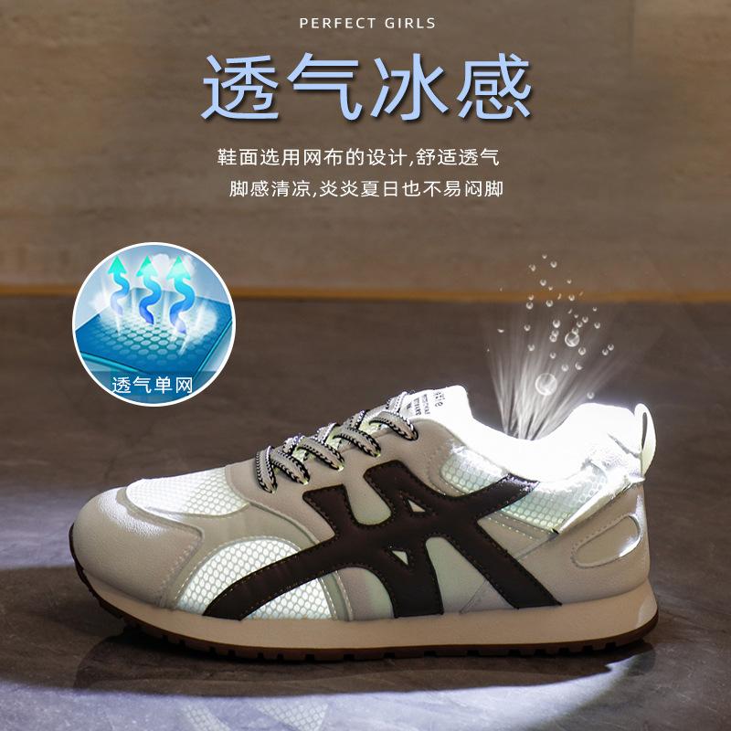 2025 лето новая корейская версия дышащая женская обувь из хлопчатобумажной ткани ins tide студенческая спортивная обувь для бега повседневная женская обувь LF918