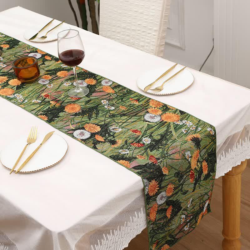 Dearien Pastoral Floral Table Runner