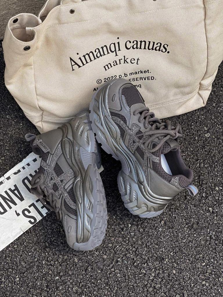 Париж ретро немецкие тренировочные кроссовки женские туфли 2025 новые шнуровка повседневная обувь платформа интернет-знаменитость популярные спортивные туфли папины кроссовки