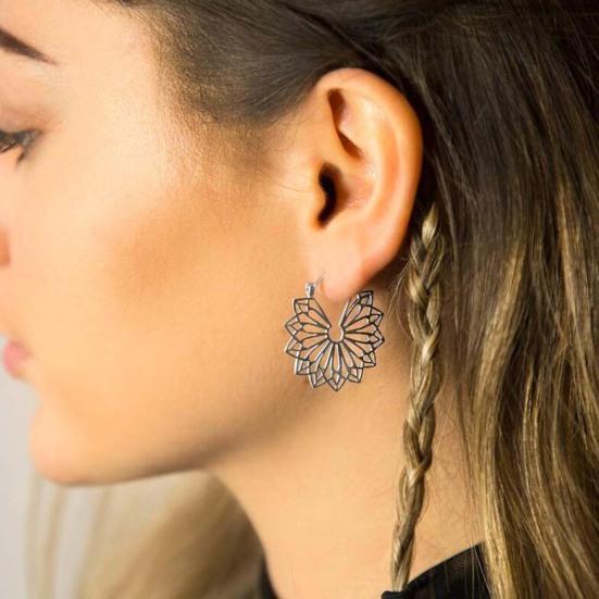 Bohemian Women Hollow Flower Honeycomb Filigree Hoop Earrings Retro Jewelry Gift