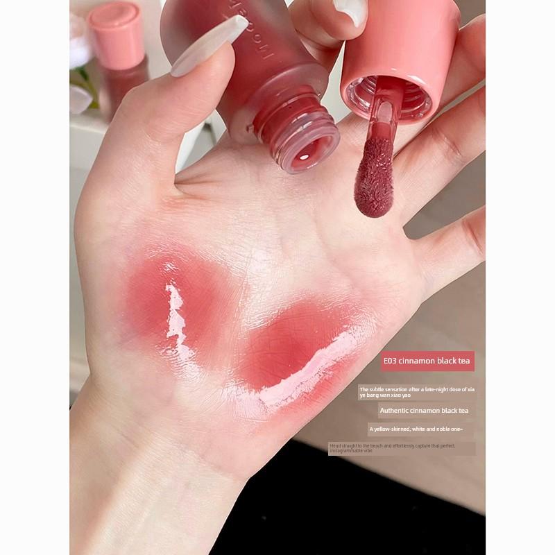 Mooekiss Lip Gloss in Nude Shades with Mirror-Like Finish E03