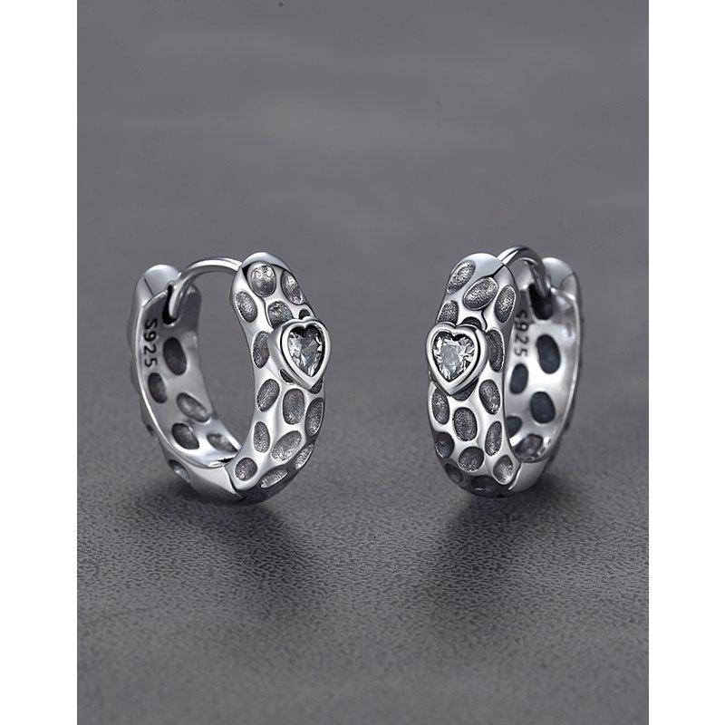 Love Zircon Earrings Men's and Women's Trendy Cool Personality Niche Design Ear Buckles Retro Earrings