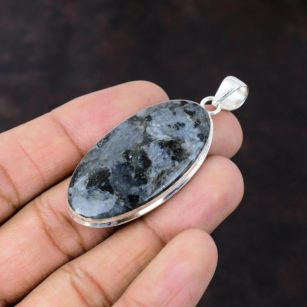 Ларвикитовый кулон Красивые ювелирные изделия Подвеска из стерлингового серебра 925 пробы Ювелирные изделия из натурального драгоценного камня Подвеска ручной работы Подарок для друга Ювелирные изделия из камня