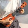 4-струнная укулеле Музыкальный инструмент Юкрили Регулировочная ручка струны Симуляция Укулеле Игровая Классическая Маленькая гитара