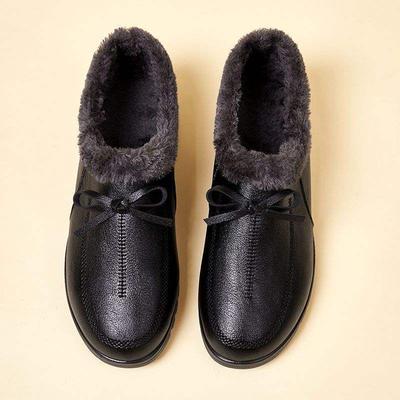 Зимние новые хлопковые туфли для мамы, женские зимние бархатные туфли на мягкой подошве, теплые хлопковые ботинки для среднего и пожилого возраста, на плоской подошве, нескользящие туфли для пожилых