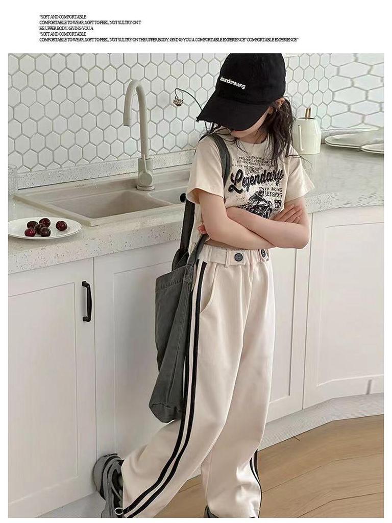 Модный летний костюм-двойка для девочек 2024 года: Стильный топ с короткими рукавами и повседневные брюки