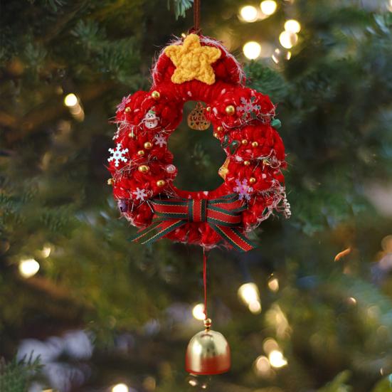 Christmas Crochet Wreath Hanging Decoration Xmas Tree Car Rearview Mirror Hanging Handmade Wreath Bell Ornament Holliday Party Pendant