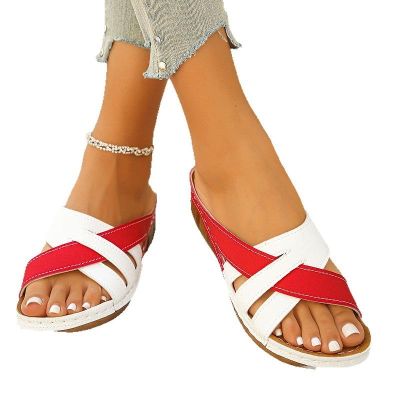 Летние женские тапочки Fish Mouth One с толстой подошвой и покатым каблуком в стиле колор-блокинг