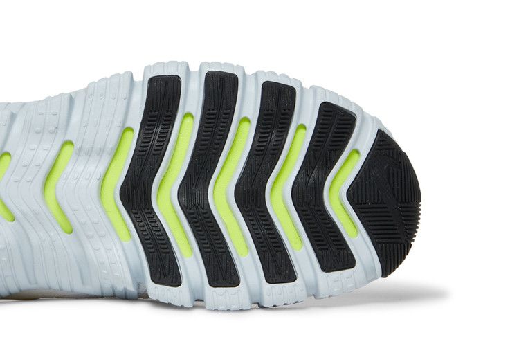 Nike Wmns Free Metcon 4 'White Wild Berry'