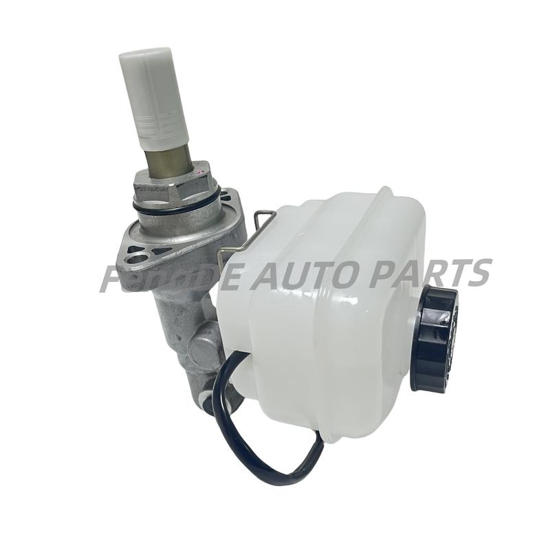 Brake Master Cylinder For Toyota Hiace 2006- 2.7L 2.5D 3.0D 47207-26020 BMTP-625 BMC-3524 4720726020