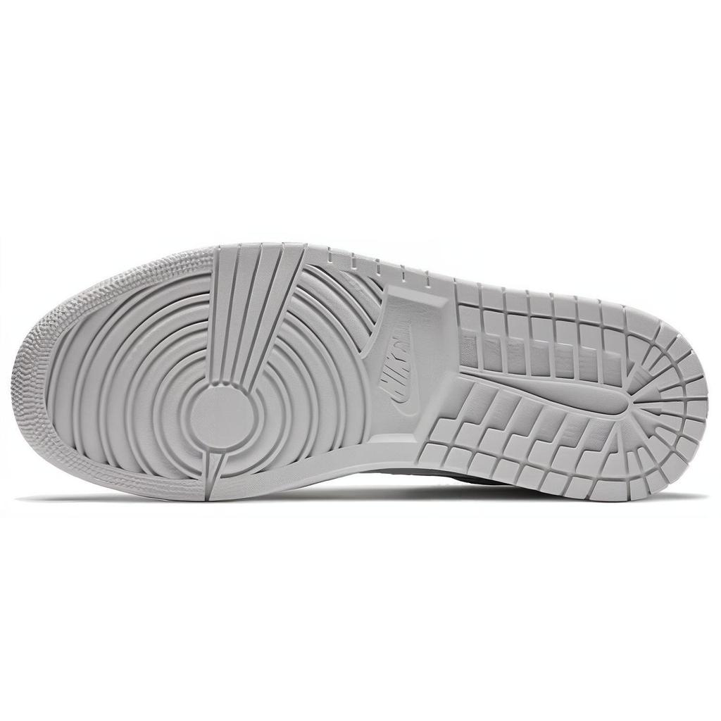 Air Jordan 1 Retro High OG CO.JP 'Tokyo' Suitcase Special Box (Unisex) Neutral Grey / Metallic Silver / White Vintage Basketball Shoes
