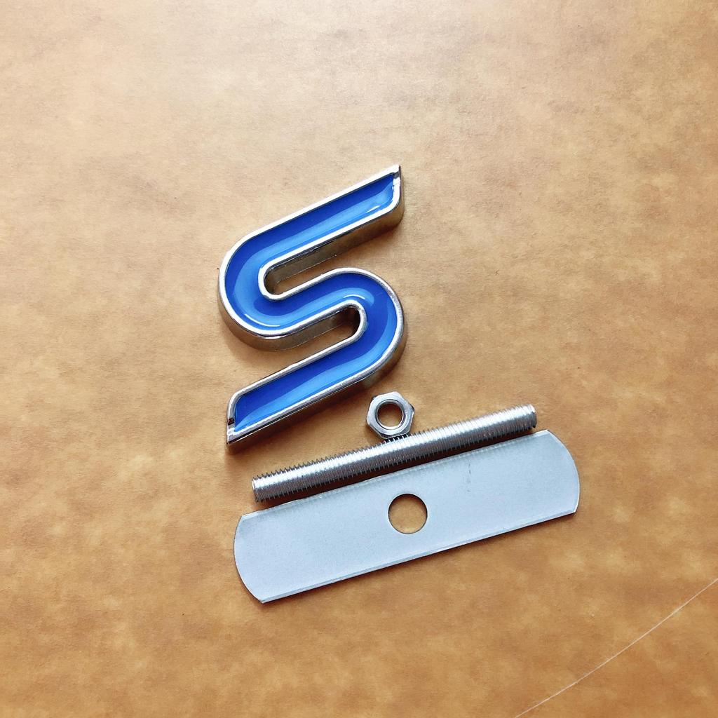Ford Mondeo/Ford Fiesta ST Sport Grille Emblem - Metallic