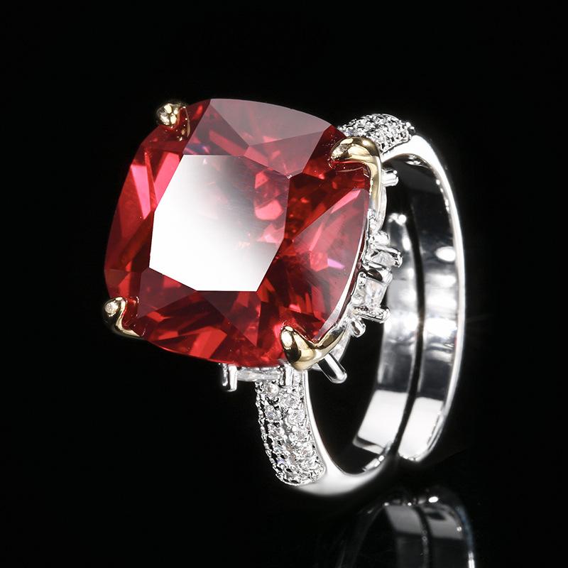 Осенне-зимние украшения Медная основа с золотым покрытием Имитация красного корунда Принцесса Квадрат Легкое роскошное кольцо Женское 14 * 14