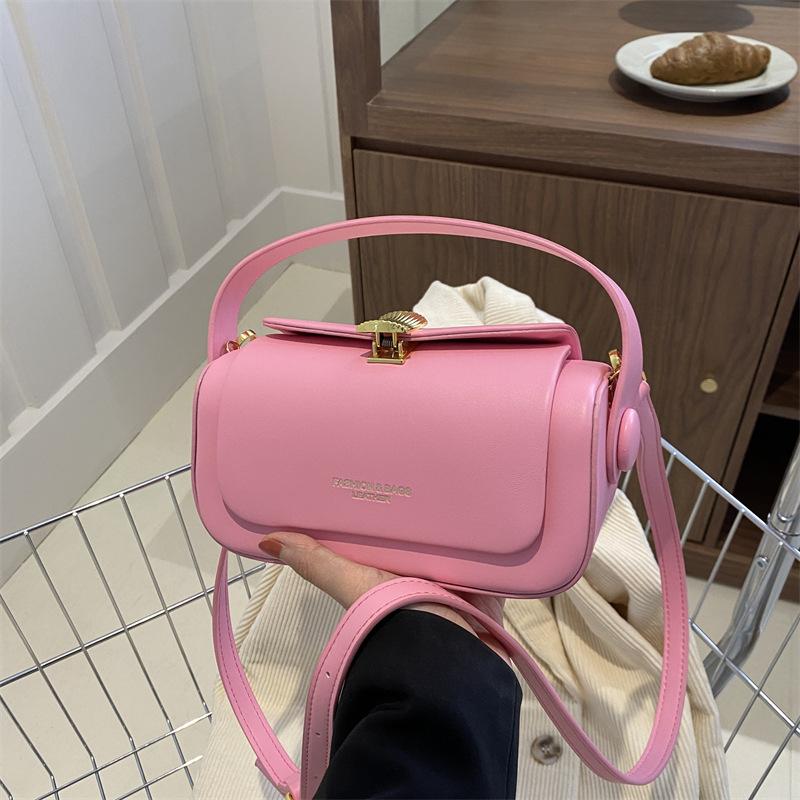 Дизайнерская шикарная сумка-коробка из искусственной кожи с пряжкой-замком, новые женские легкие роскошные сумки через плечо с буквенным принтом, повседневная ручная сумка через подмышку