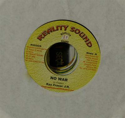 7-дюймовая пластинка RAS FRASER JUNIOR - No War RS009 Reality Sound 2005 Ямайка Регги, Ска и Даб Б/У
