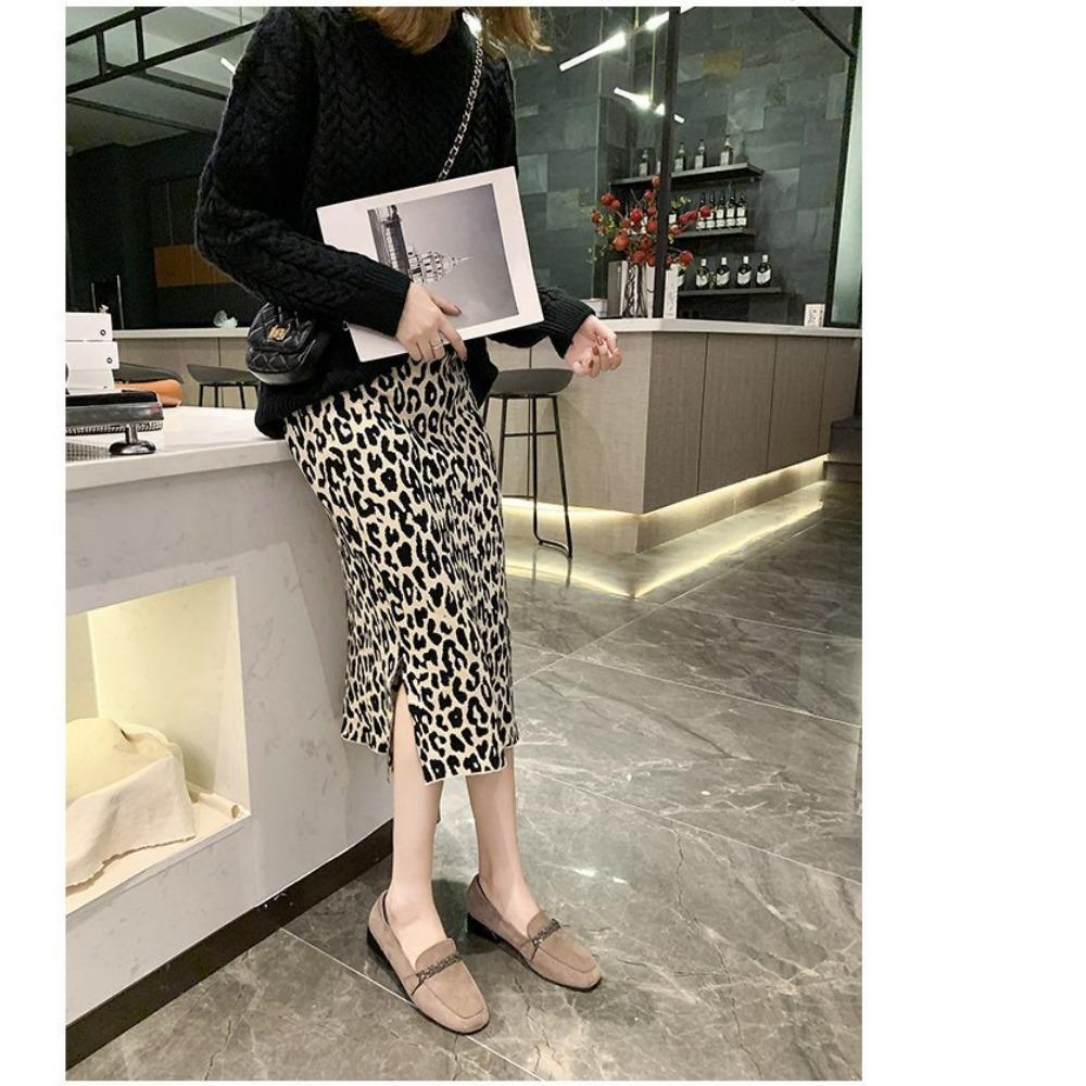 Осенние замшевые мокасины на плоской подошве и низком каблуке для женщин